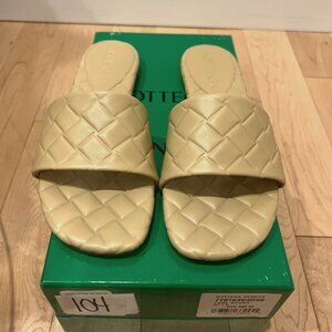 Brand New - Bottega Veneta Quilted Leather Sandals